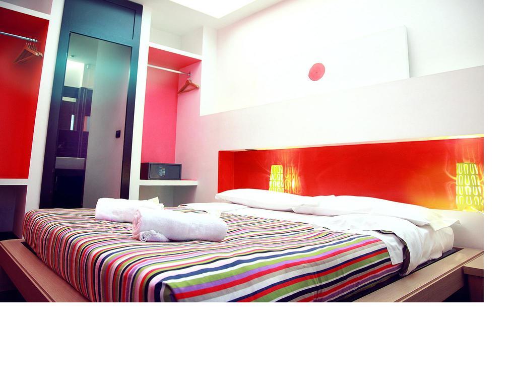 M&J Place Hostel Рим Номер фото
